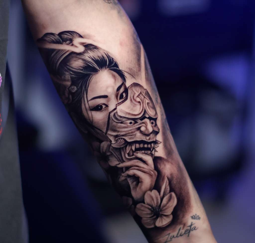 Realismo Tattoo